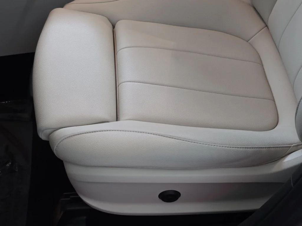 Used 2025  Mercedes-Benz GLA 250 image 29