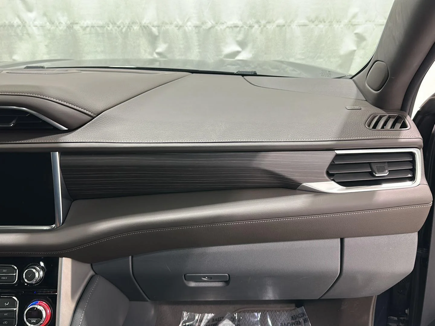 Used 2021 ONYX BLACK GMC Denali image 28