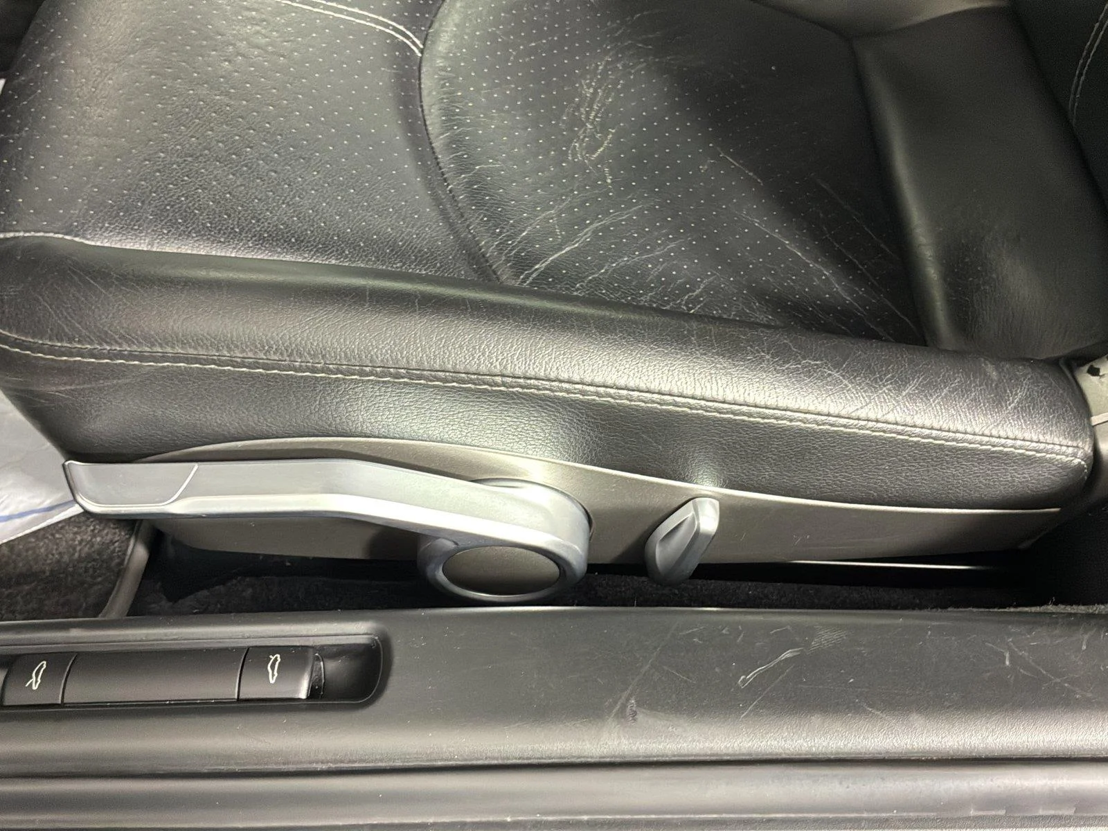Used 2006  Porsche S image 18