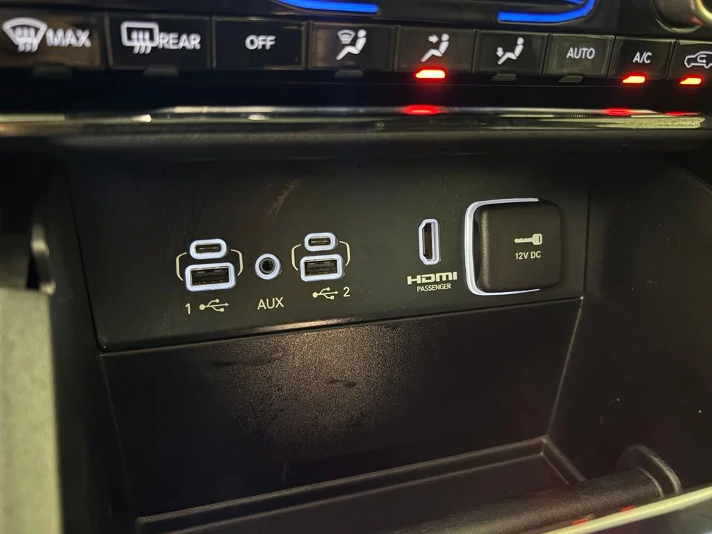 Used 2023 Black Jeep Summit Reserve 4xe image 37