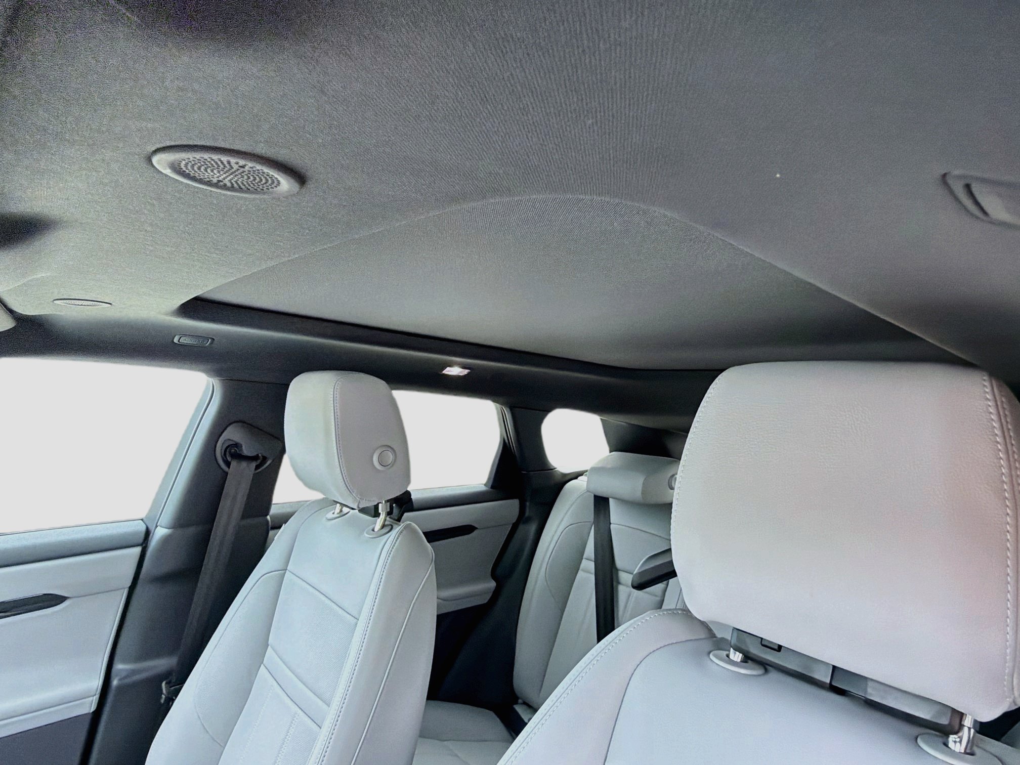 New 2026 Fuji White Land Rover Core S image 26