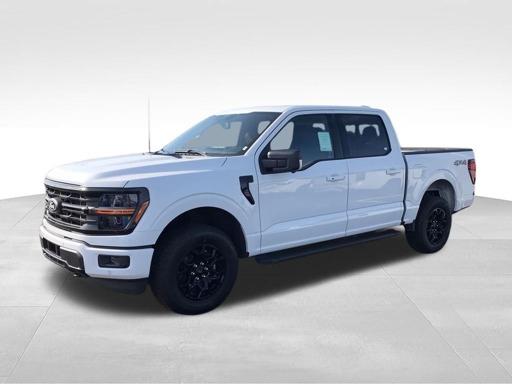 New 2026 White Ford XLT image 4