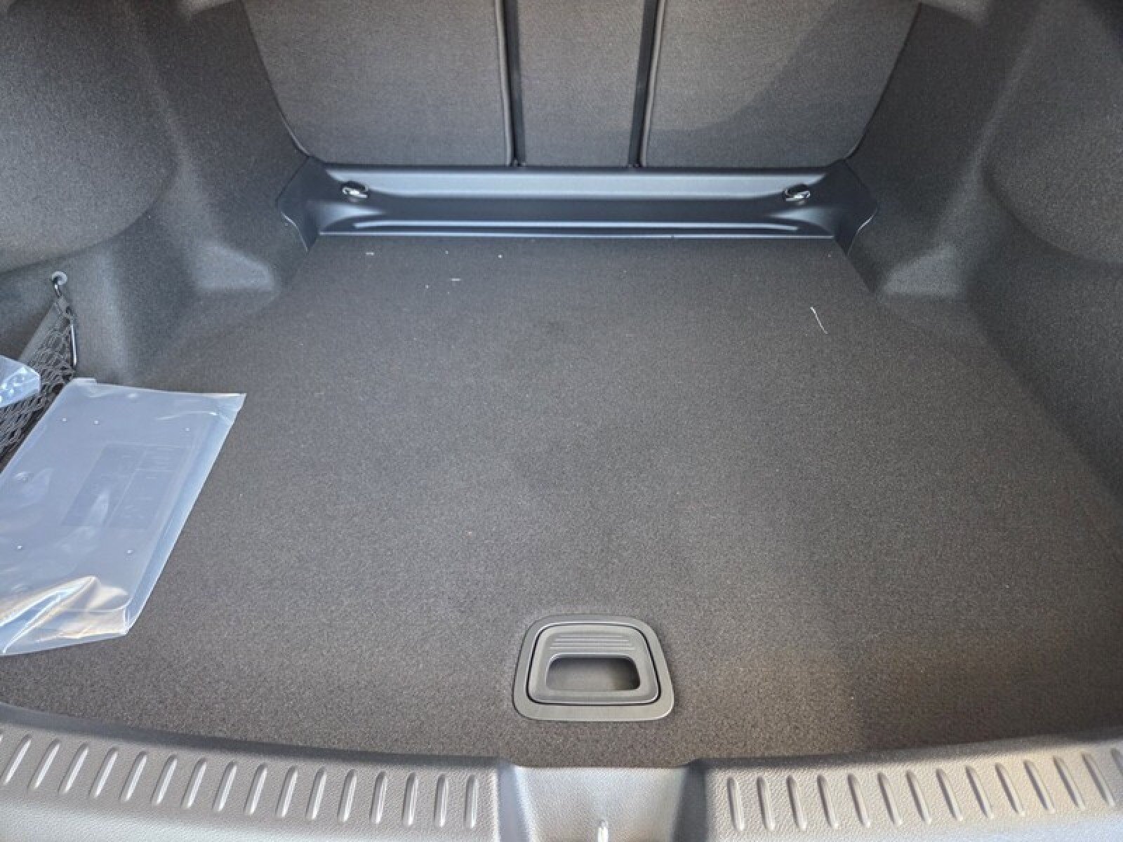 New 2027 MANUFAKTUR Alpine Grey Mercedes-Benz E 450 4MATIC® Sedan image 14