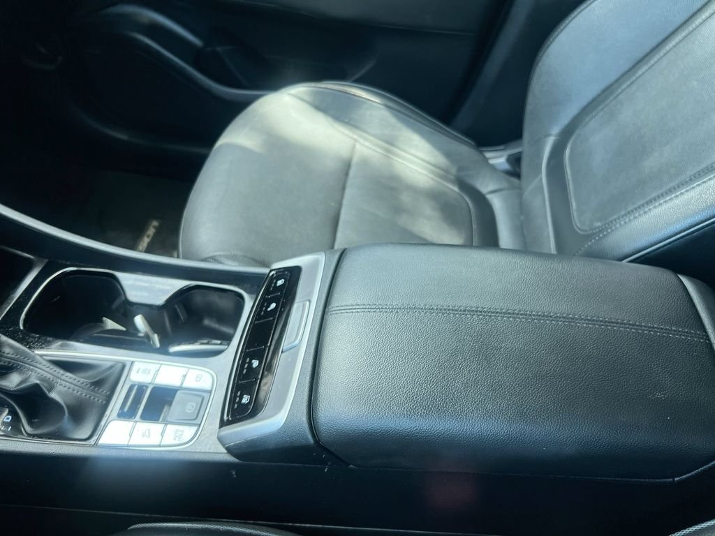 Certified Used 2022 Gray Hyundai SEL image 21