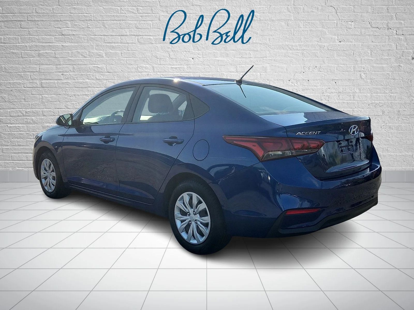 Used 2021 Blue Hyundai SE image 4