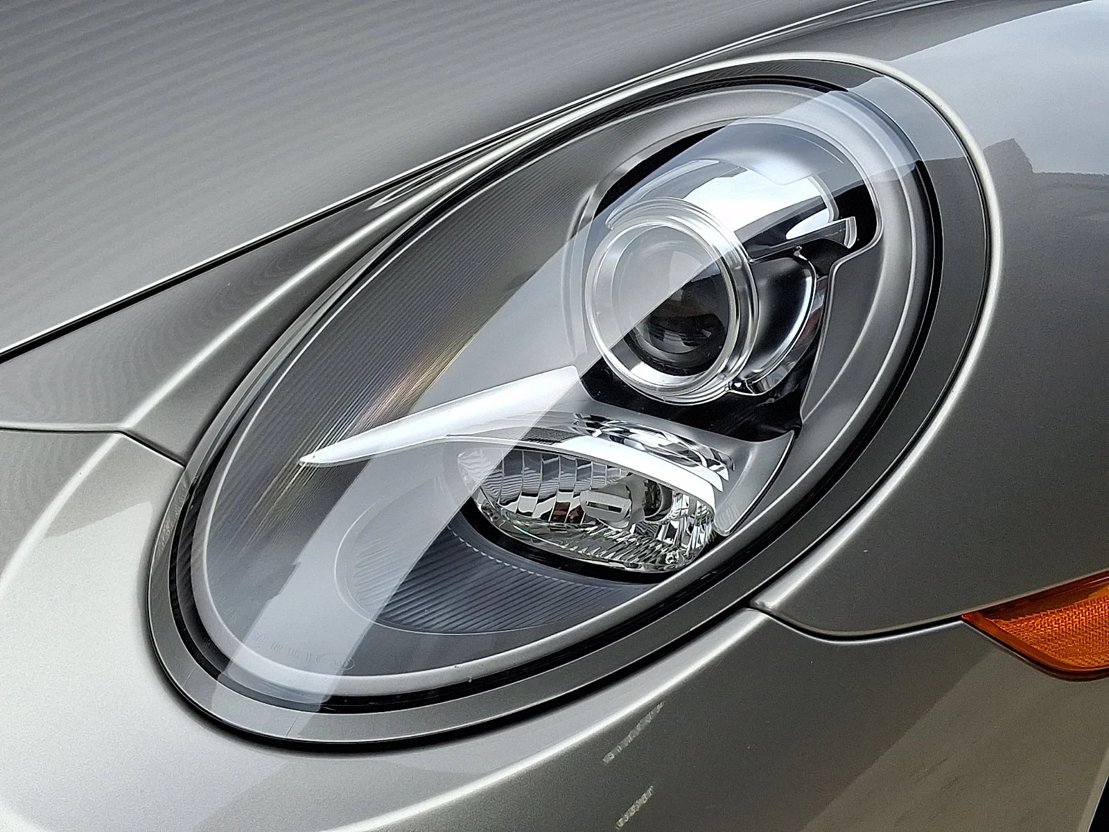 Used 2012 Platinum Silver Metallic   1H Porsche 991 Carrera image 12