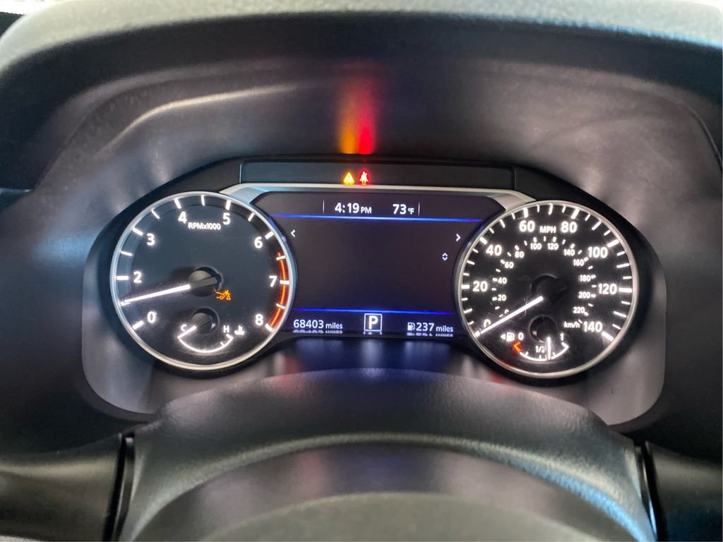 Used 2022 Black Nissan 2.5 SV image 11