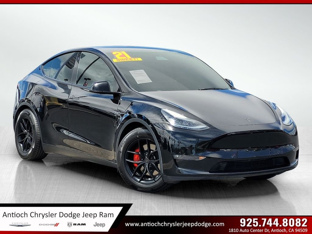2021 Tesla Model Y Performance Dual Motor All-Wheel Drive's photo