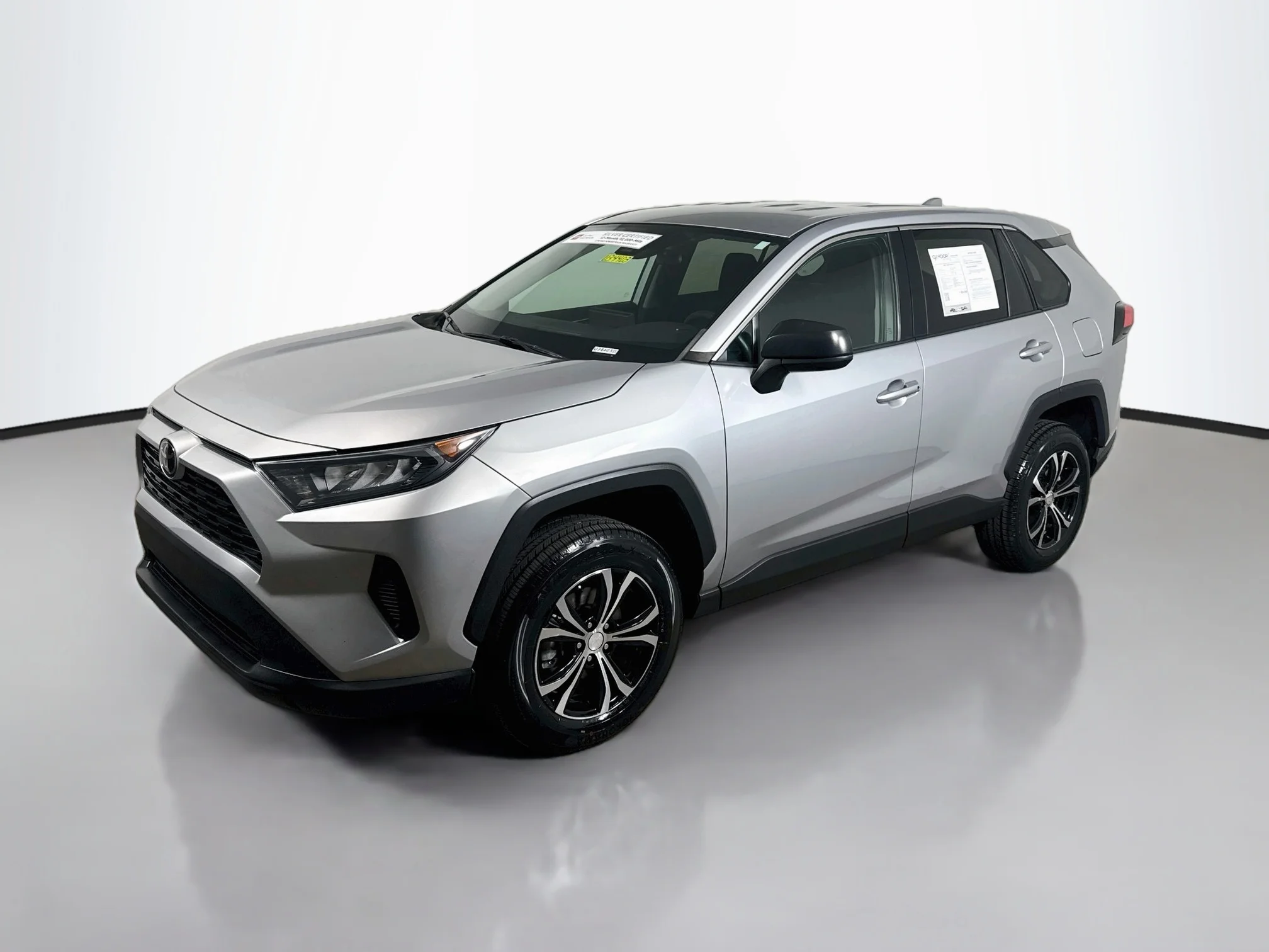 Certified Used 2022 Silver Sky Metallic Toyota LE image 3