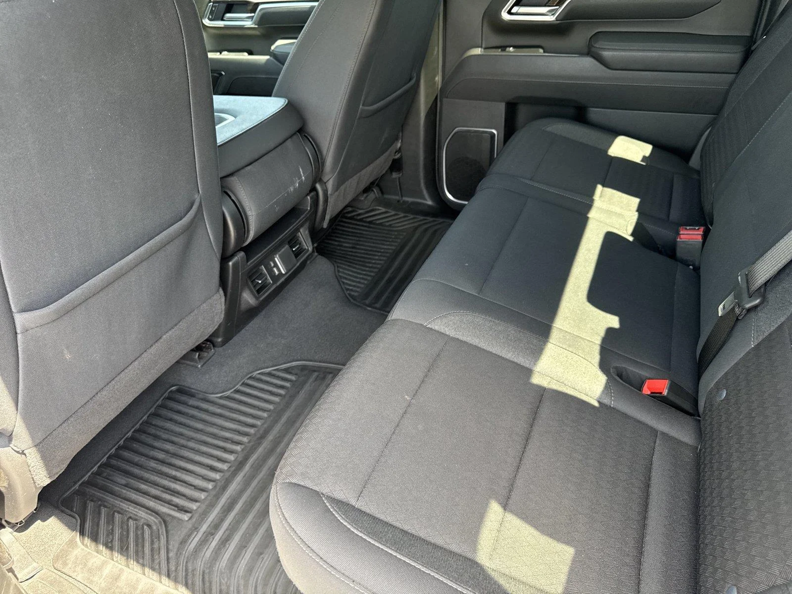 Used 2026 Summit White Chevrolet LT image 25