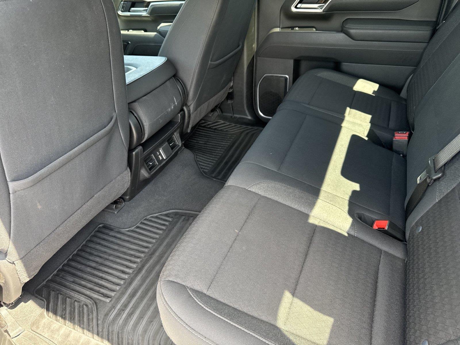 Used 2026 Summit White Chevrolet LT image 25