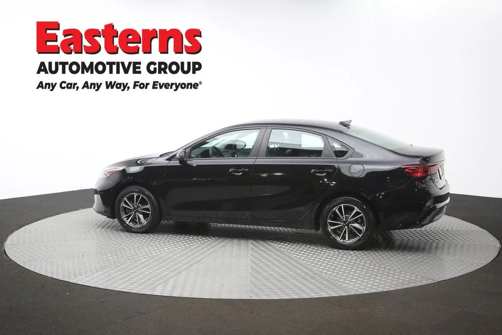 Used 2023 Black Kia LXS image 61