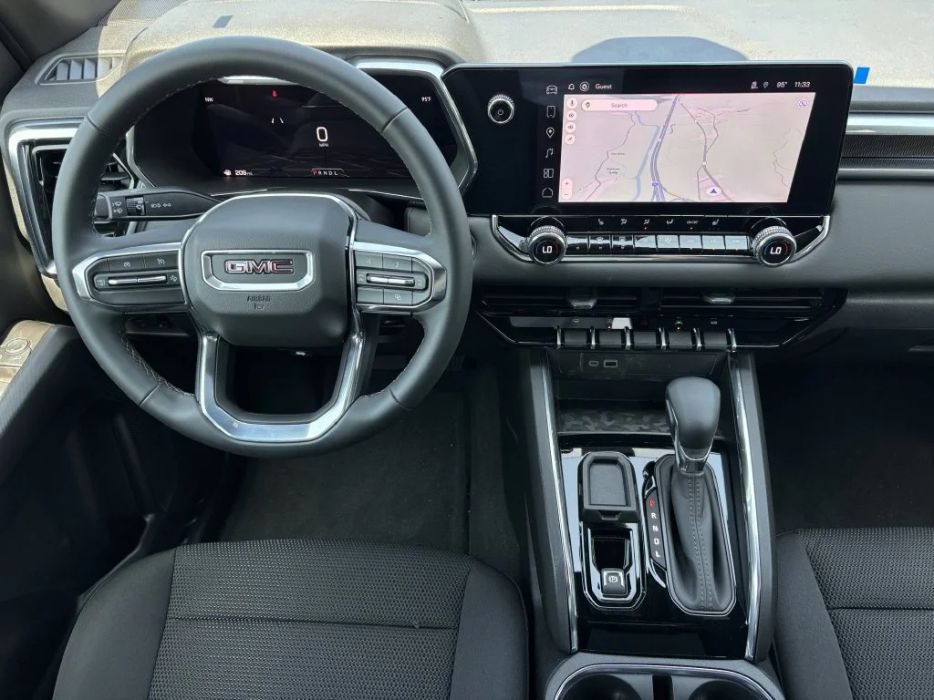 New 2026 Sterling Metallic GMC Elevation image 3