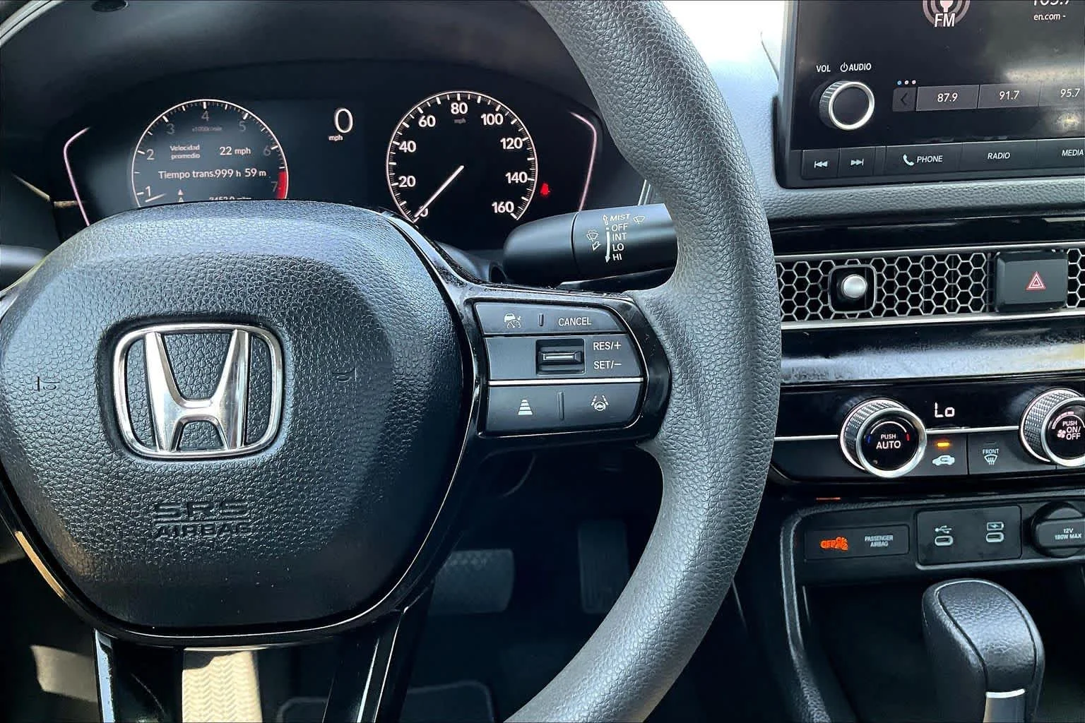 Used 2025 Solar Silver Metallic Honda LX image 24