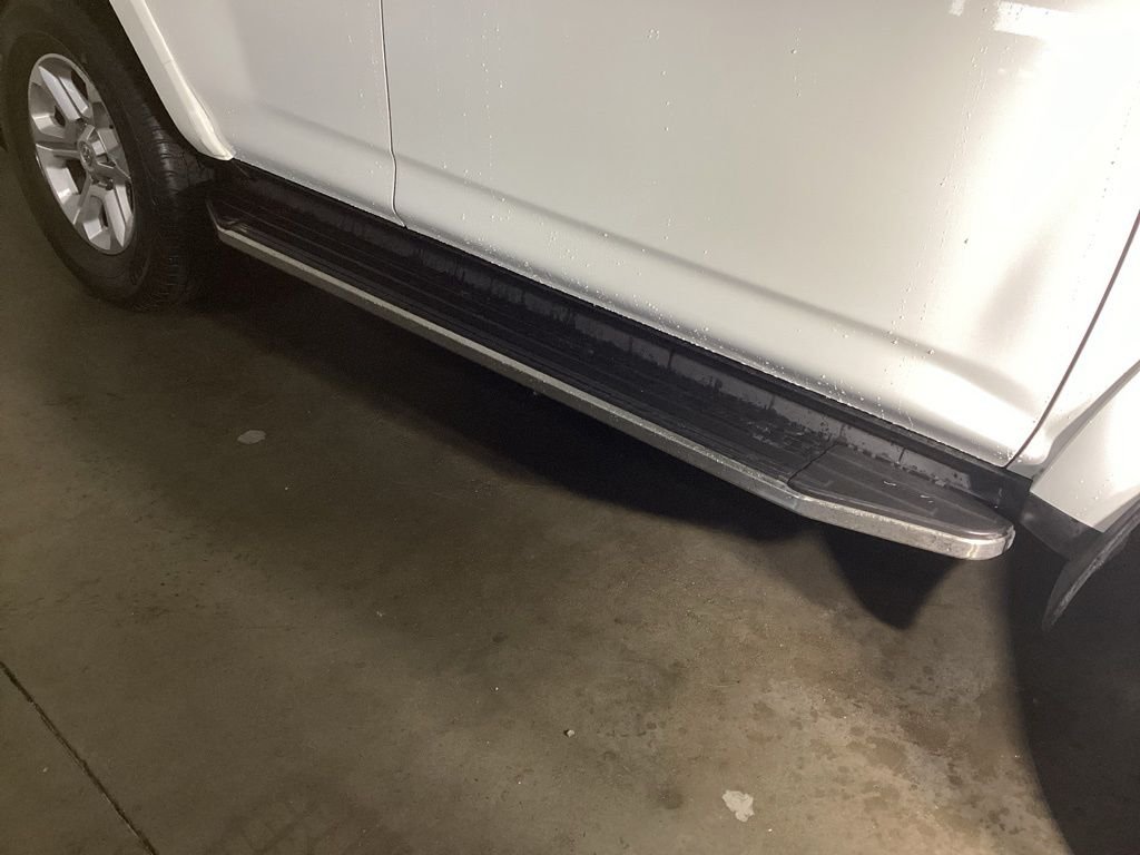Used 2018 White Toyota SR5 Premium image 11