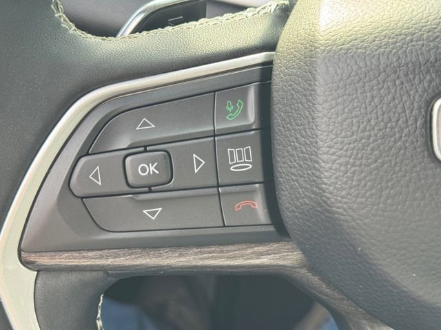Used 2023 White Jeep Limited image 23