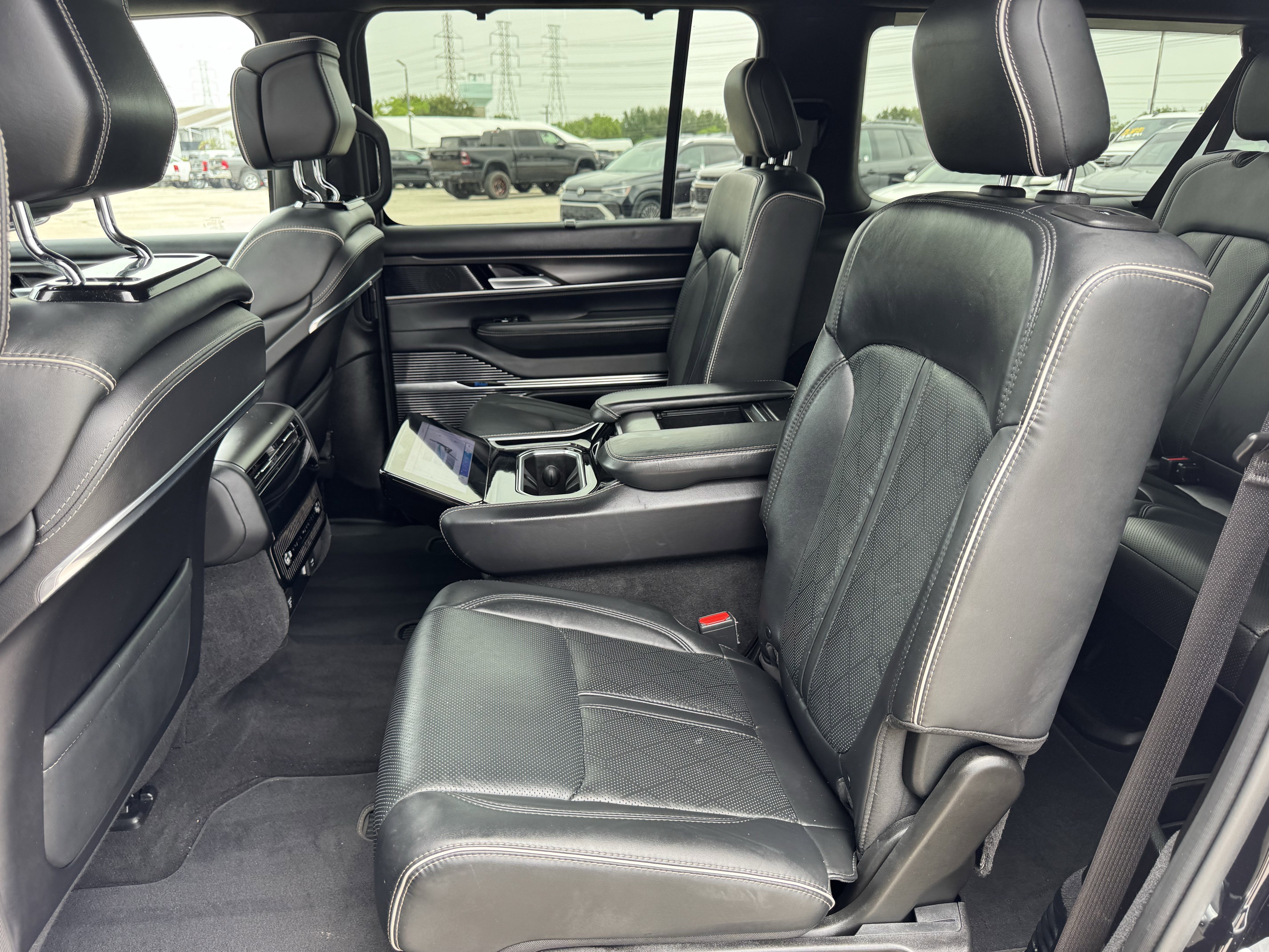 Used 2024 Midnight Sky Jeep Series II image 29