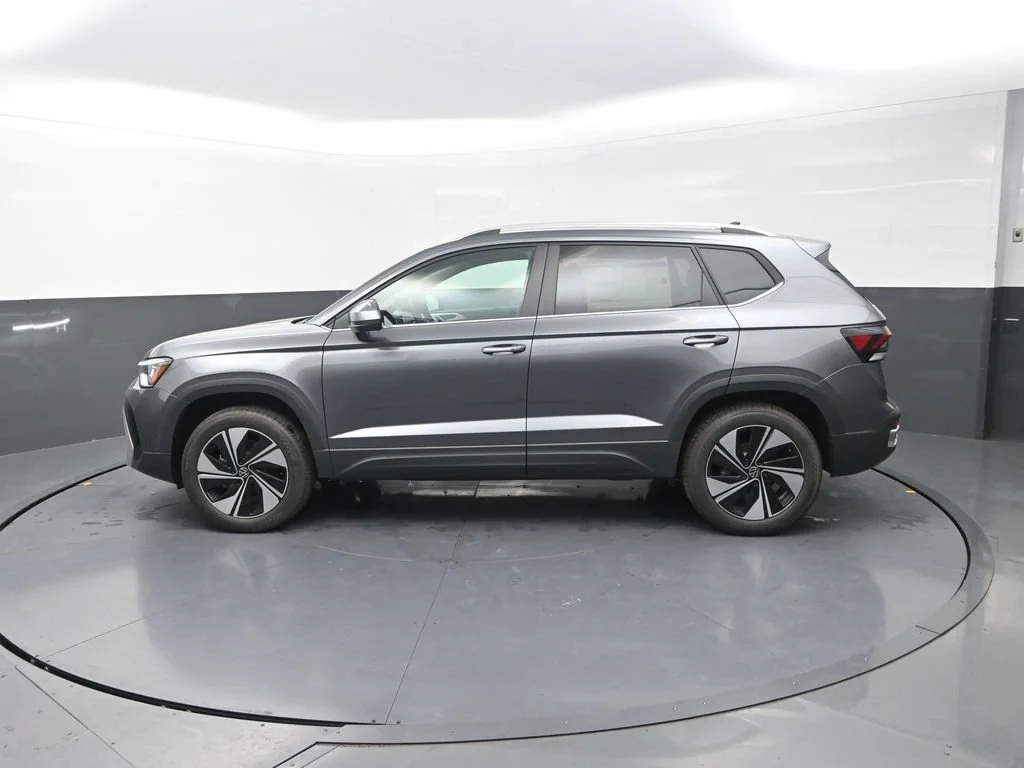 New 2026 Gray Volkswagen 1.5T SE image 6