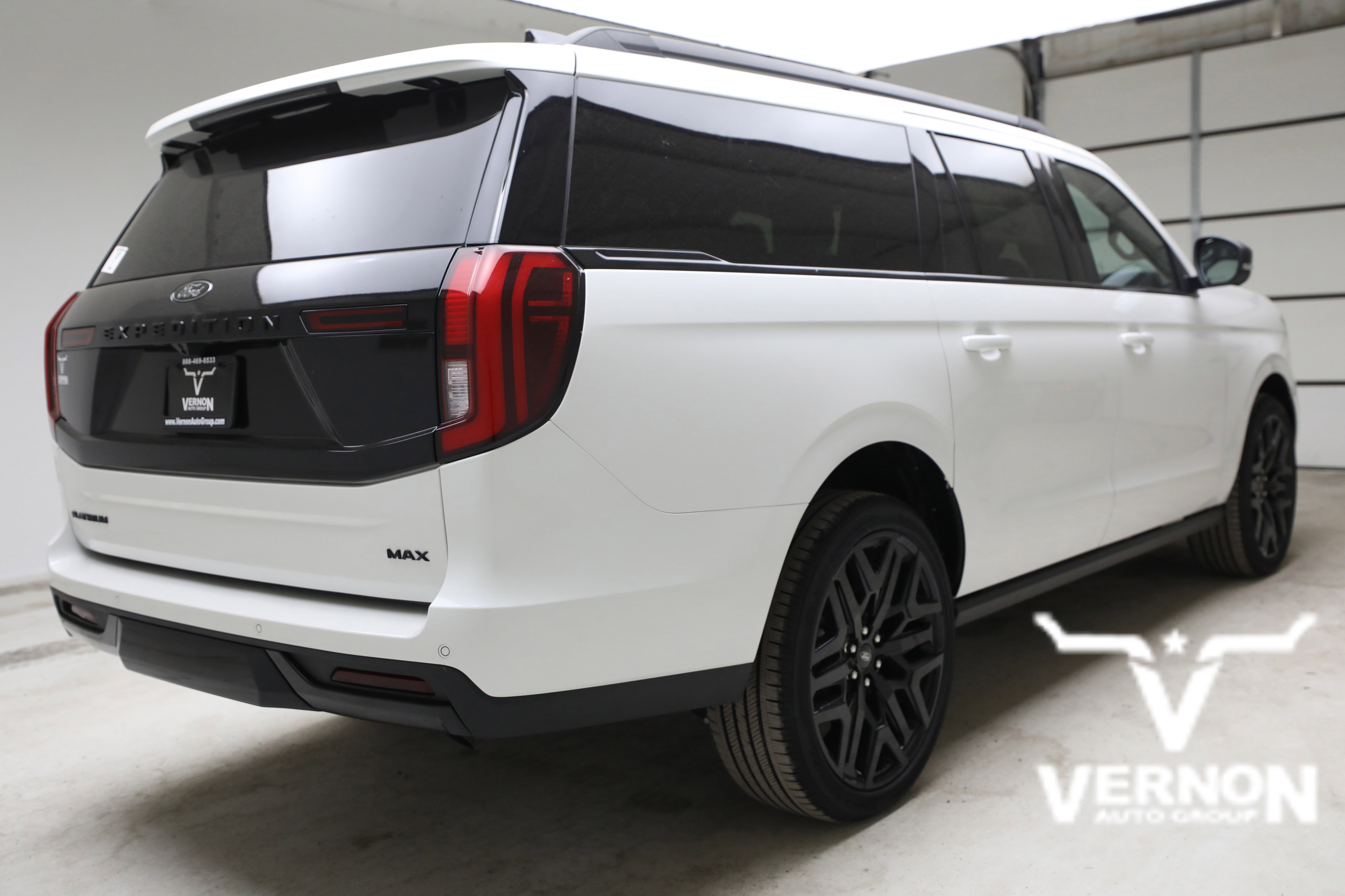 New 2026 Star White Metallic Tri-Coat Ford  image 5
