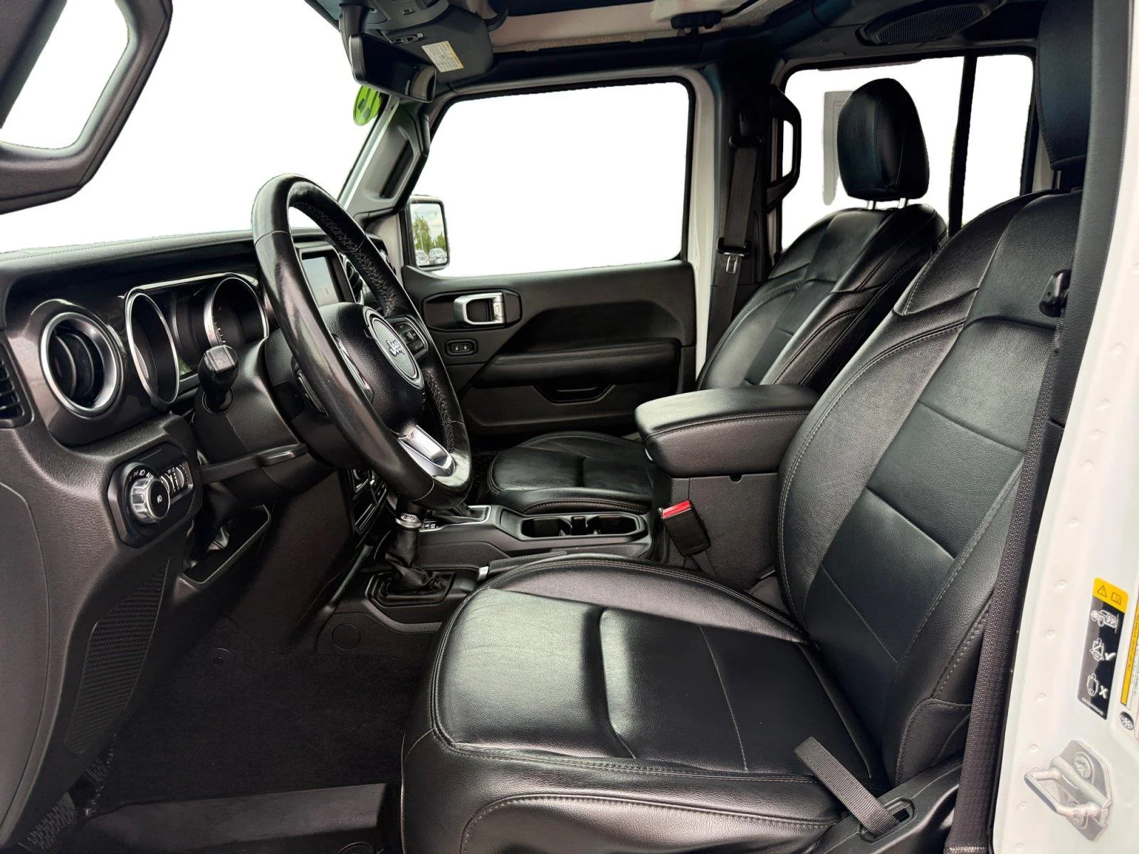 Used 2022 Bright White Clearcoat Jeep Unlimited Sahara Altitude image 11