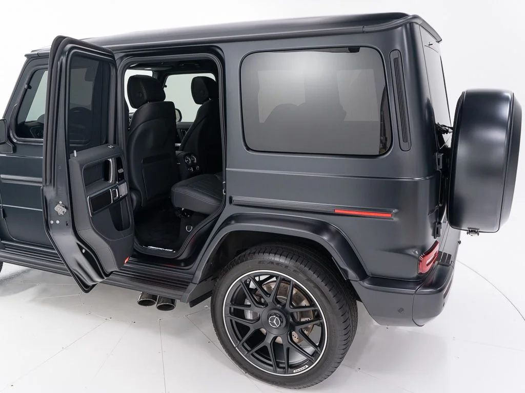 Used 2025 MANUFAKTUR Night Black Magno Mercedes-Benz G 63 AMG® 4MATIC® image 20