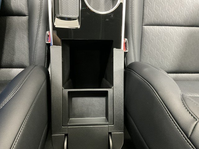 New 2027 Summit White Chevrolet LT image 38