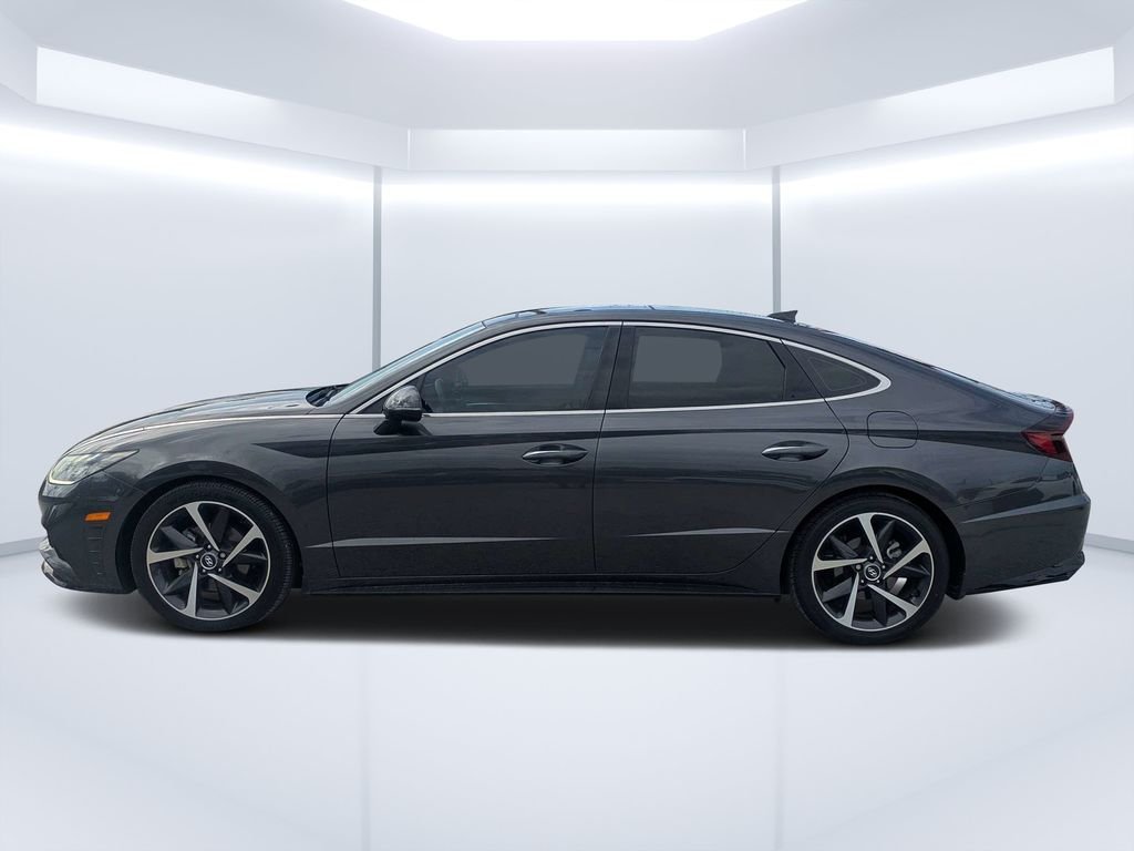 Used 2022 Gray Hyundai SEL Plus image 6