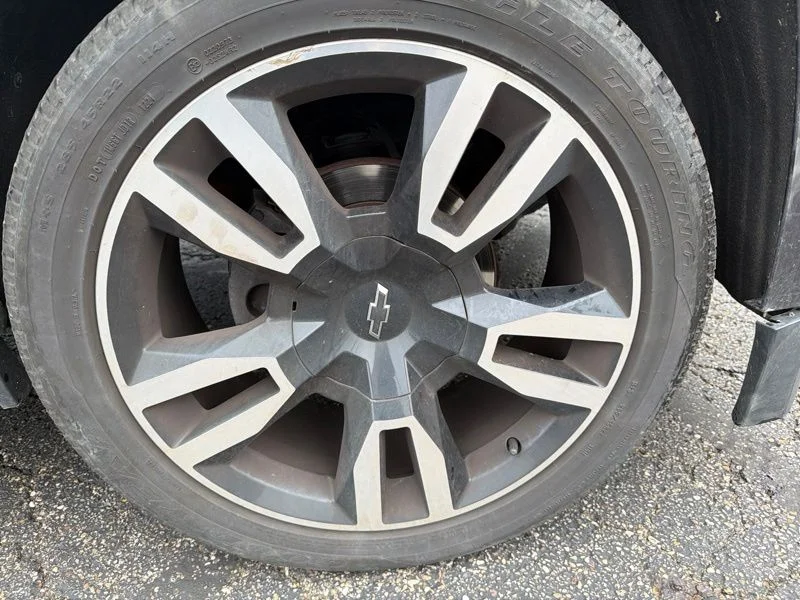 Used 2018 Gray Chevrolet Premier image 9
