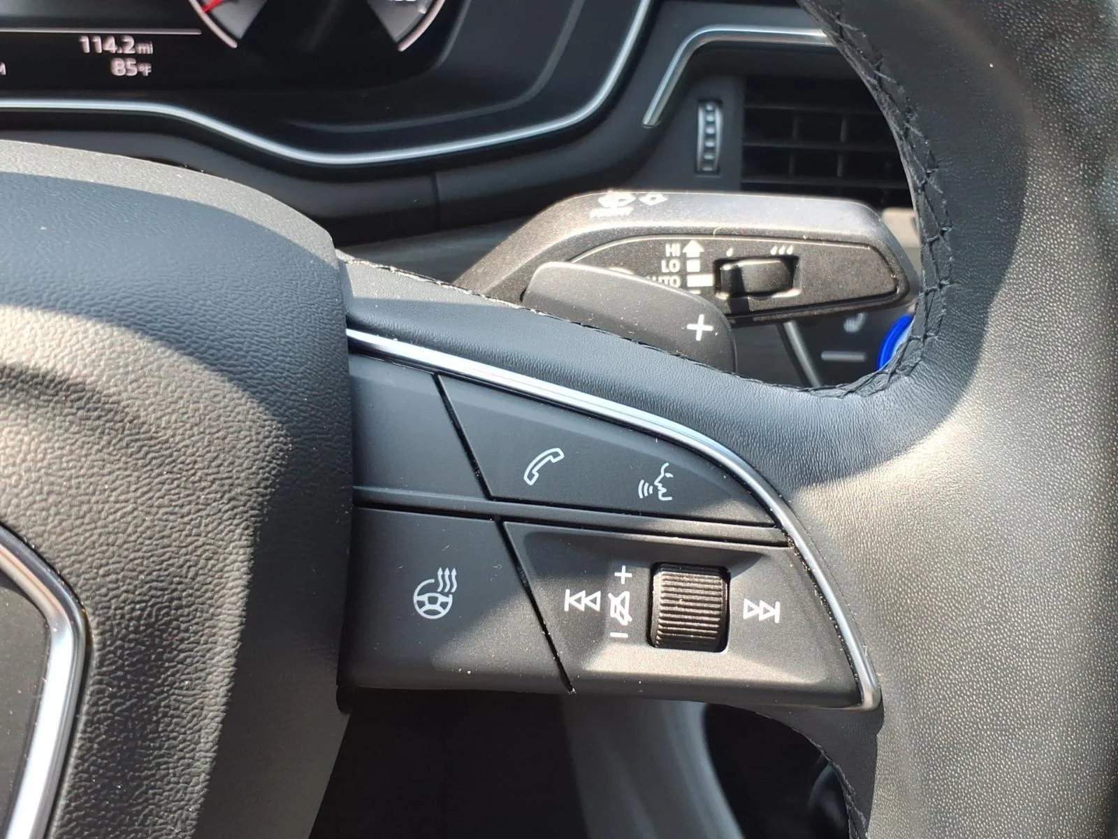 Used 2024  Audi S line Premium Plus image 14