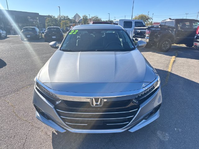 Used 2022 Silver Honda EX-L image 8