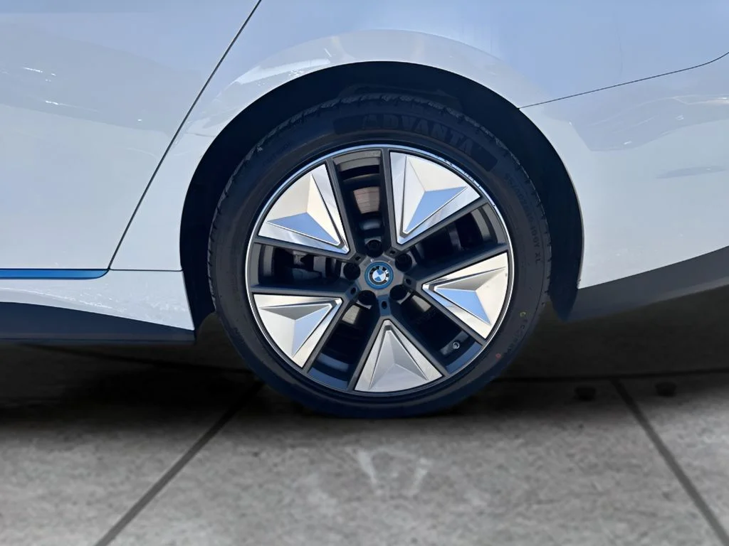 Used 2023 White BMW eDrive35 image 35
