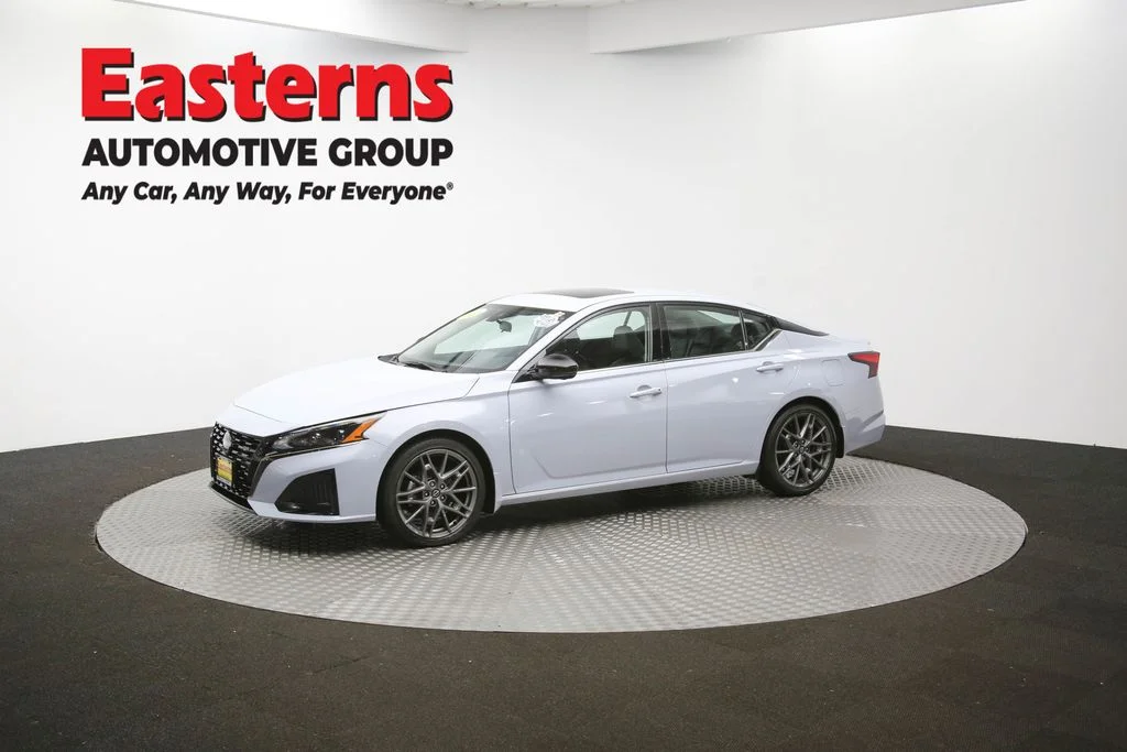 Used 2023 Gray Nissan 2.0 SR image 56