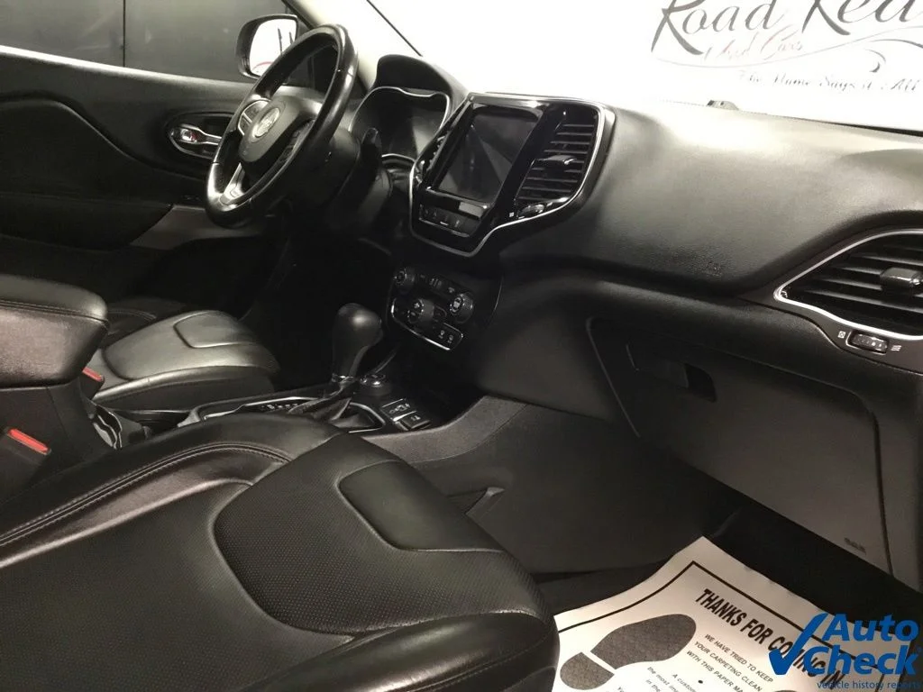 Used 2019 Blue Jeep Limited image 36
