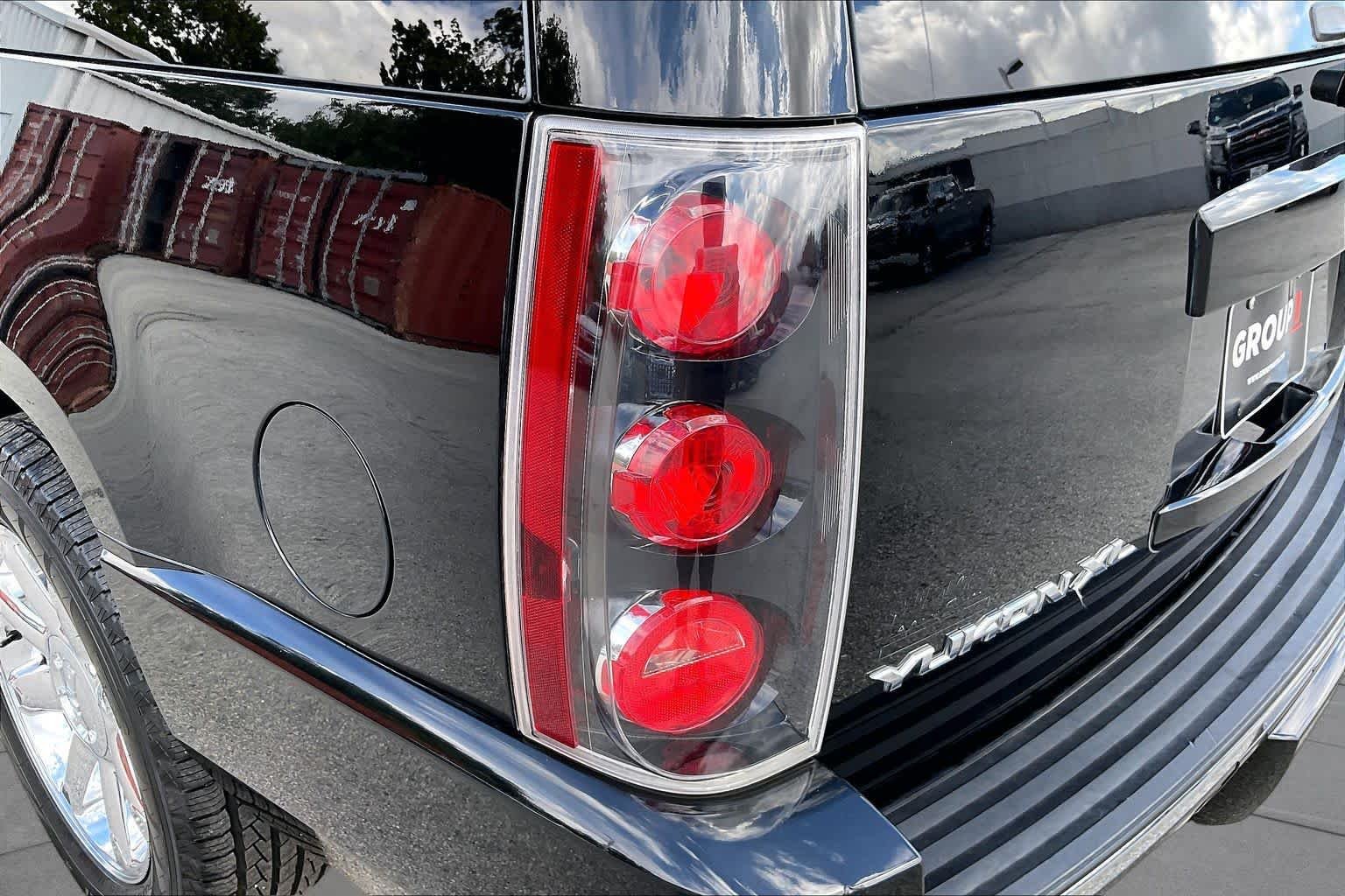 Used 2014 ONYX BLACK GMC Denali image 28