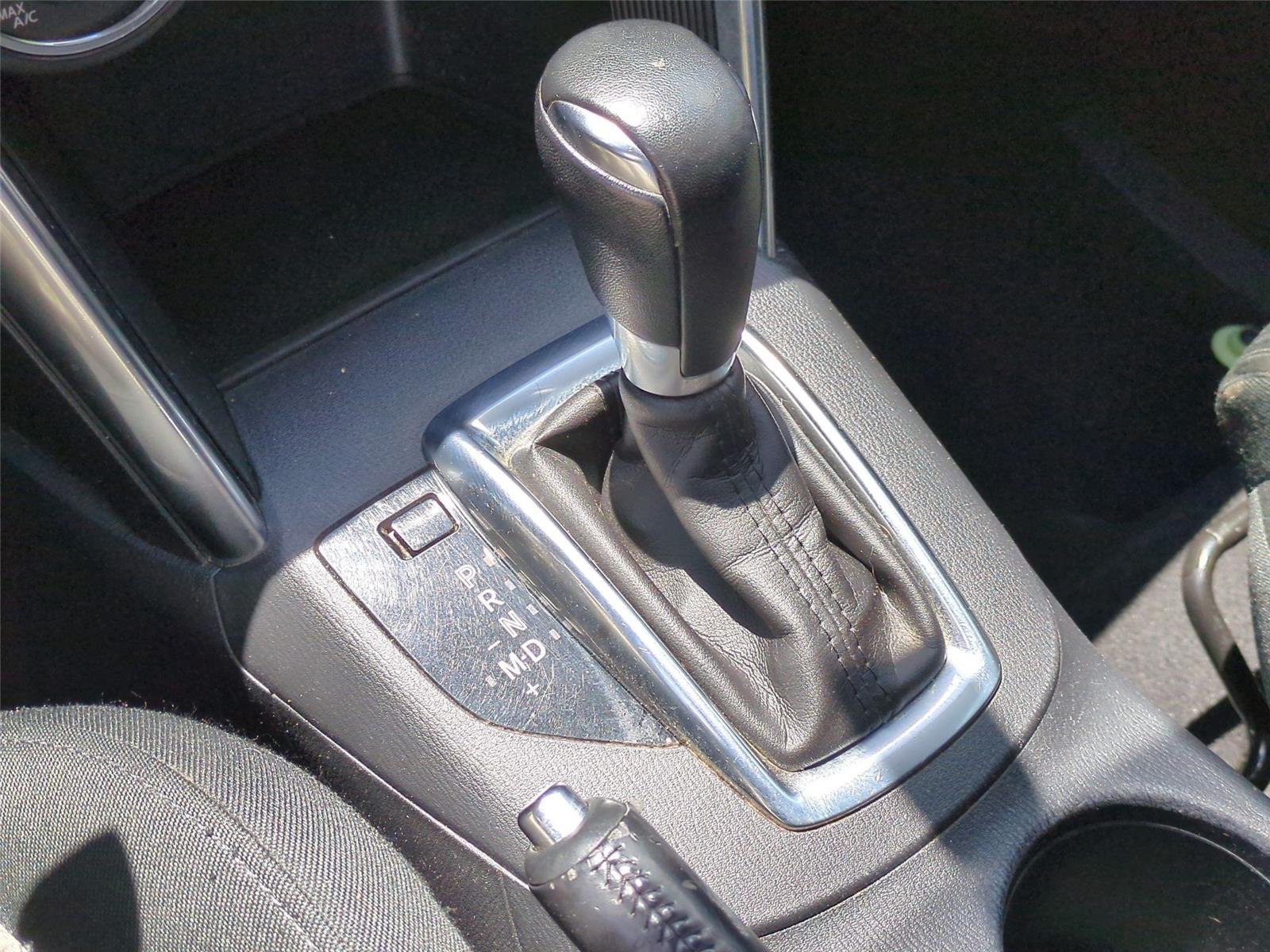 Used 2015 Blue Reflex Mica Mazda Touring image 28