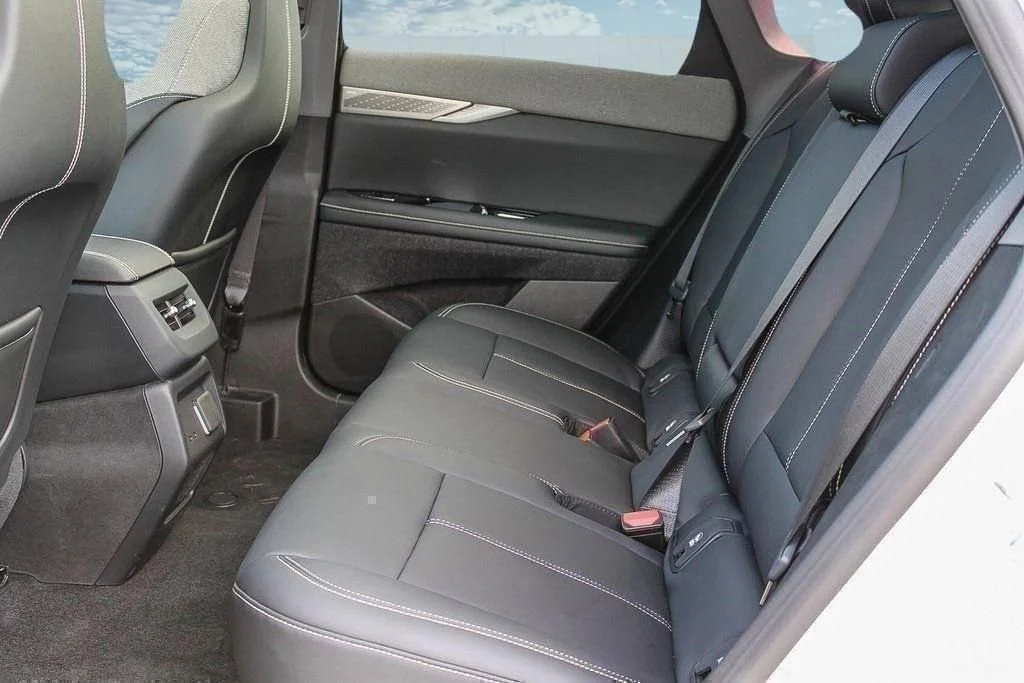 2025 Cadillac OPTIQ Sport 1 - Photo 13