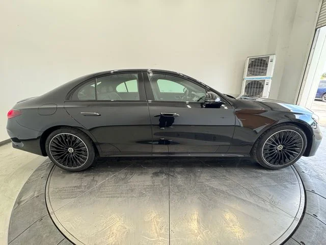 New 2027 Black Mercedes-Benz E 350 image 15