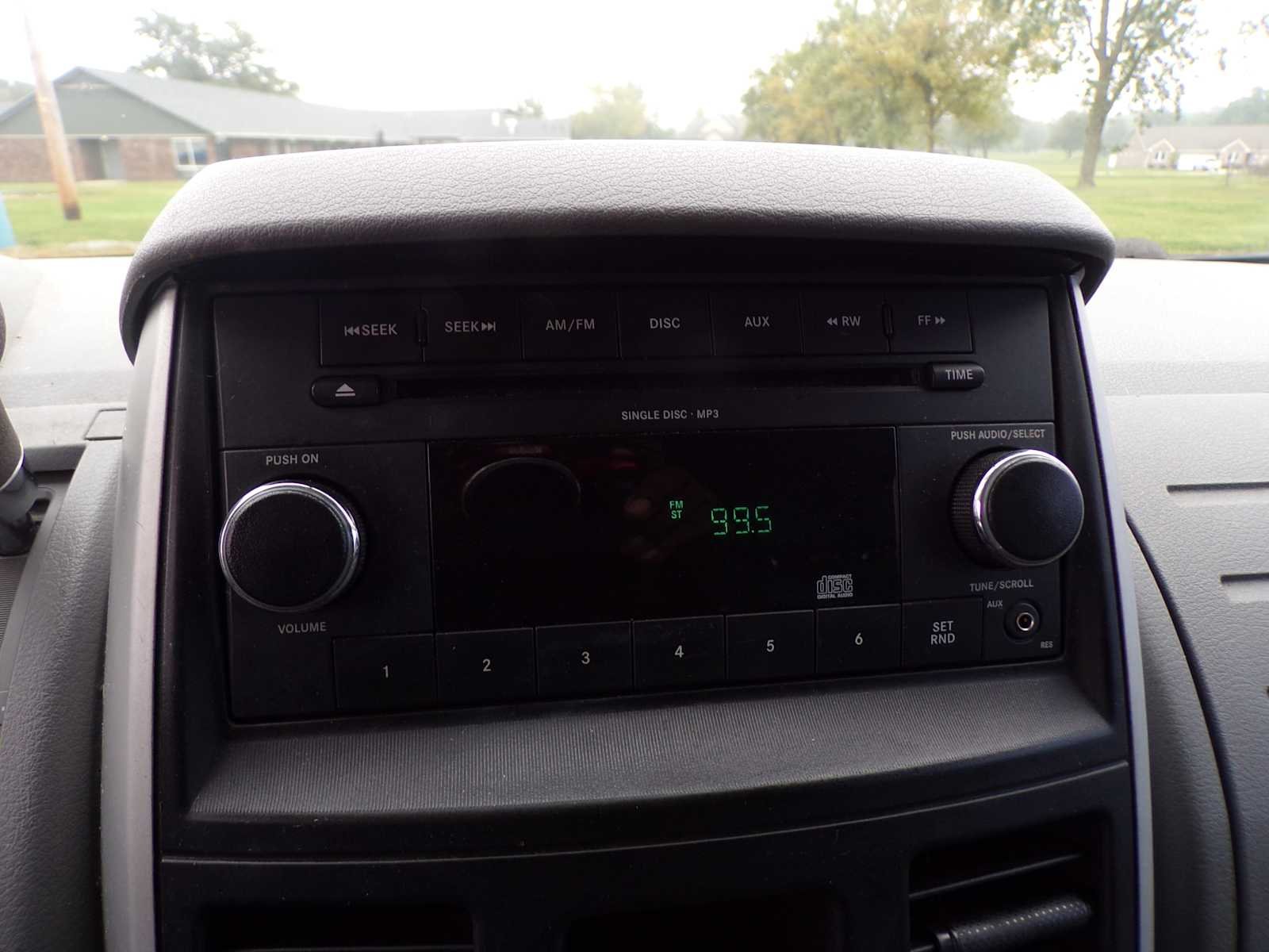 Used 2010  Dodge SE image 12