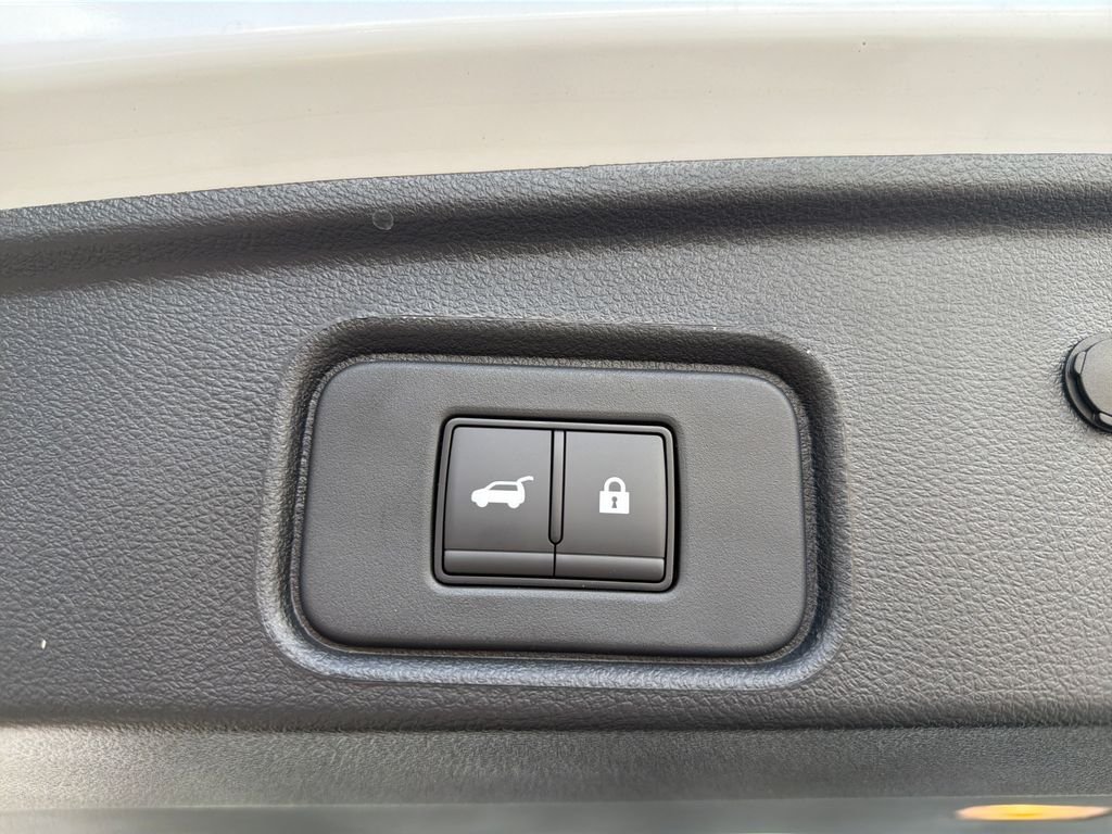New 2026 Nissan Pathfinder SV 4D Sport Utility
