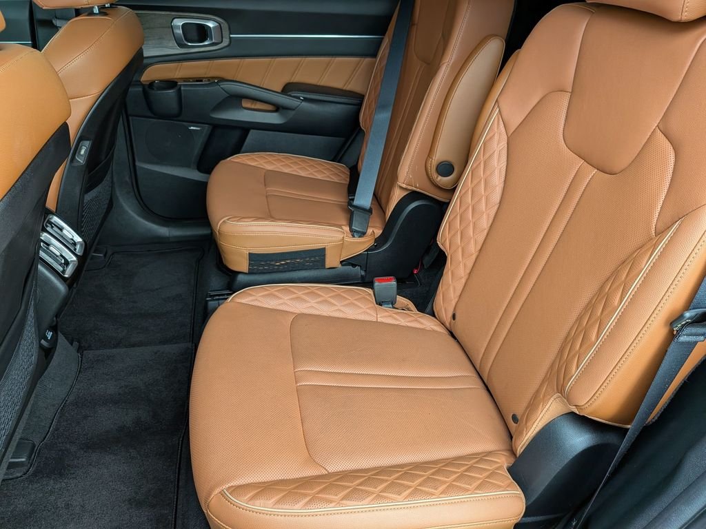 Used 2023 Green Kia X-Line SX Prestige image 26