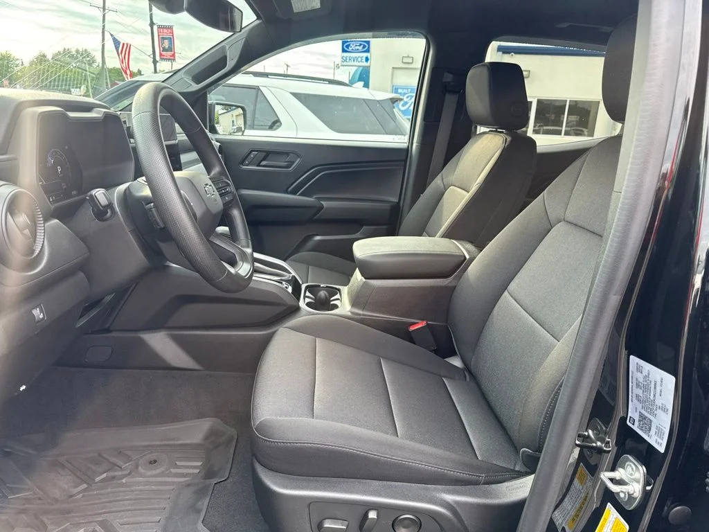 Used 2024 Black Chevrolet Trail Boss image 10