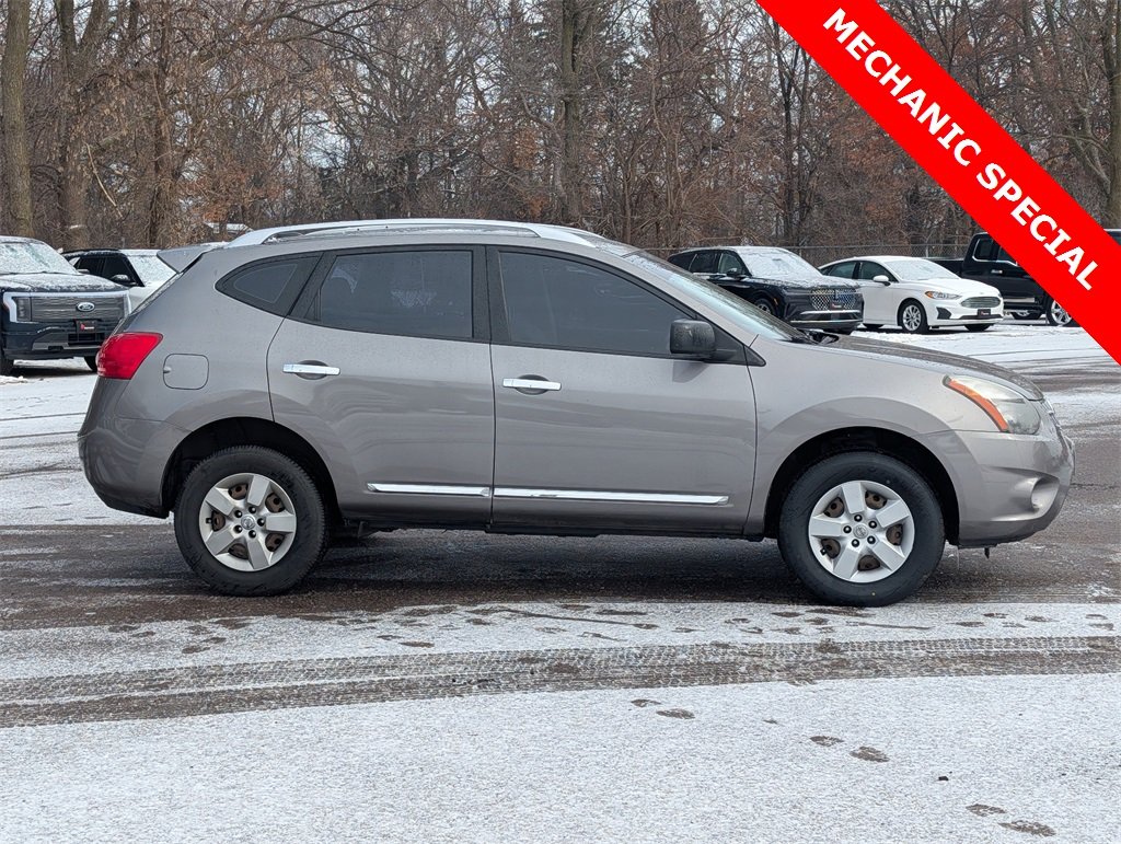 Used 2015 Nissan Rogue Select S with VIN JN8AS5MT8FW654920 for sale in White Bear Lake, Minnesota