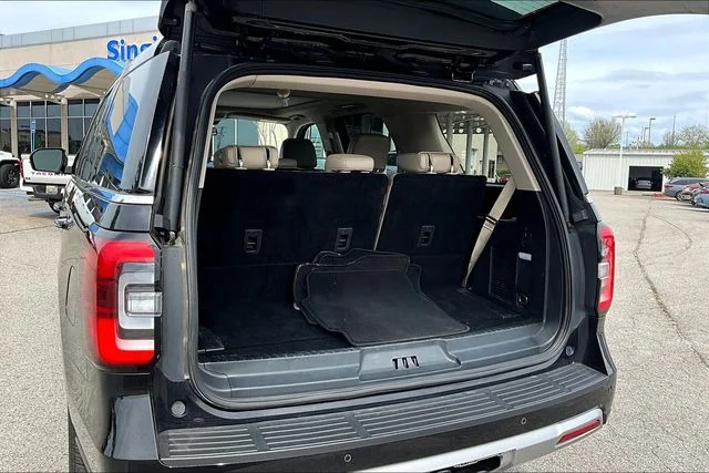 Used 2024 Black Ford Limited image 32
