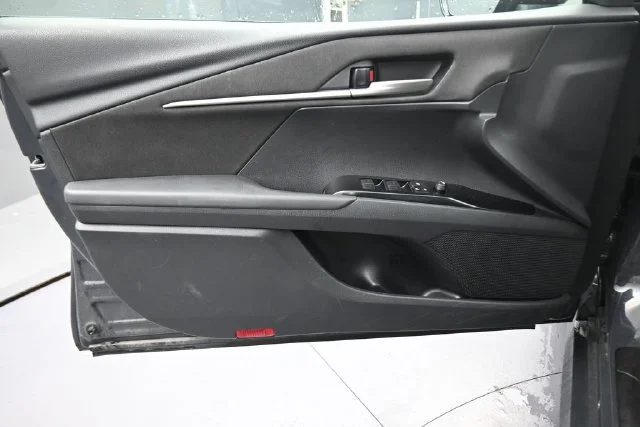 Used 2026  Toyota LE image 21