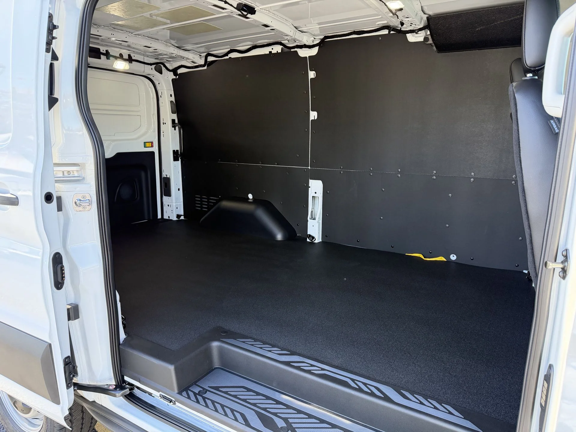New 2026 Oxford White Ford Cargo Van image 26