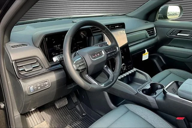 2026 GMC Terrain AT4 - Photo 7