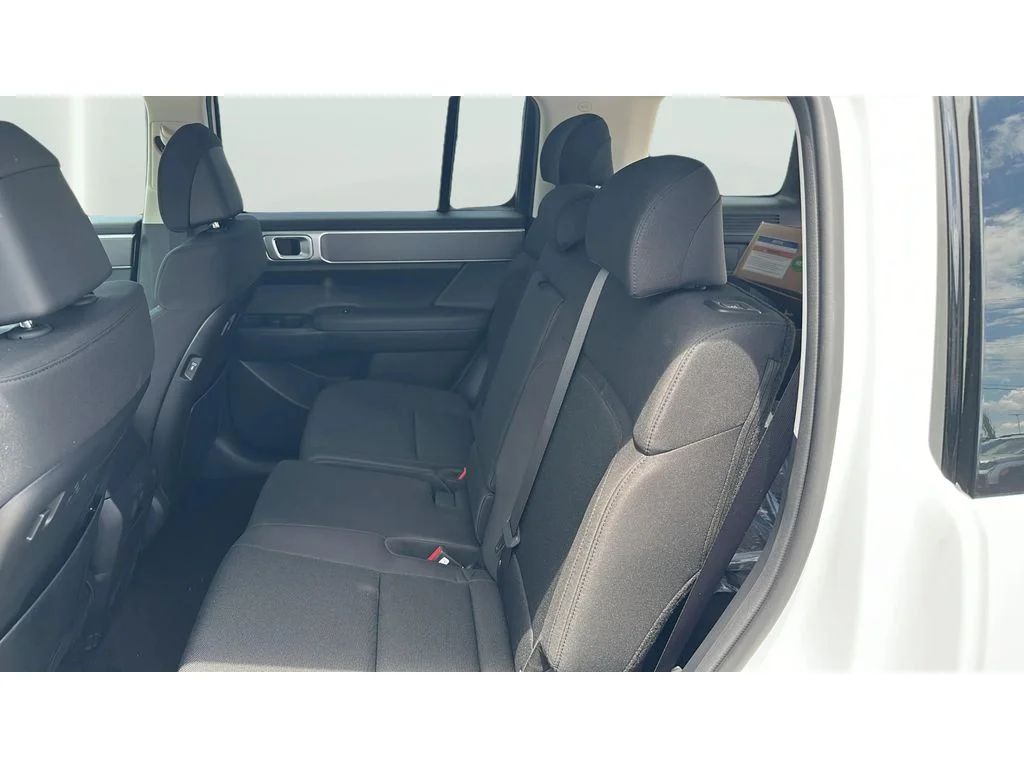 New 2026 Serenity White Hyundai SE image 16