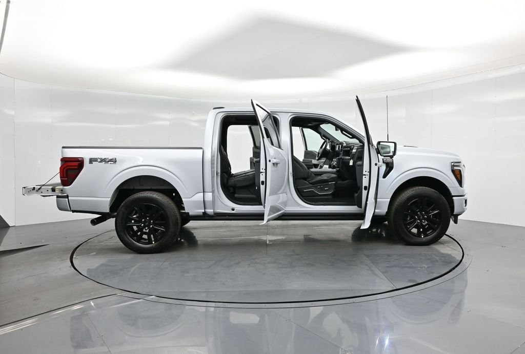 New 2025 Space White Metallic Ford Platinum image 4