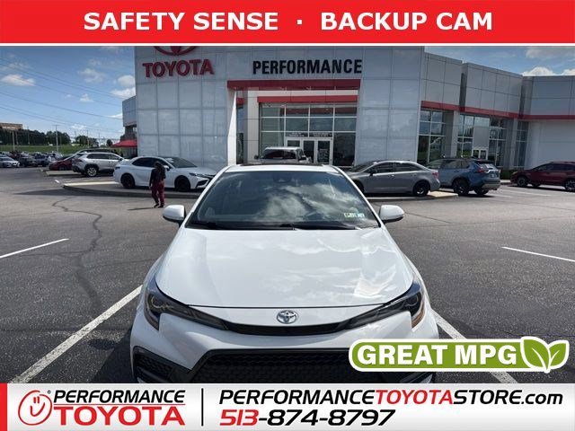 2020 Toyota Corolla SE AT's photo