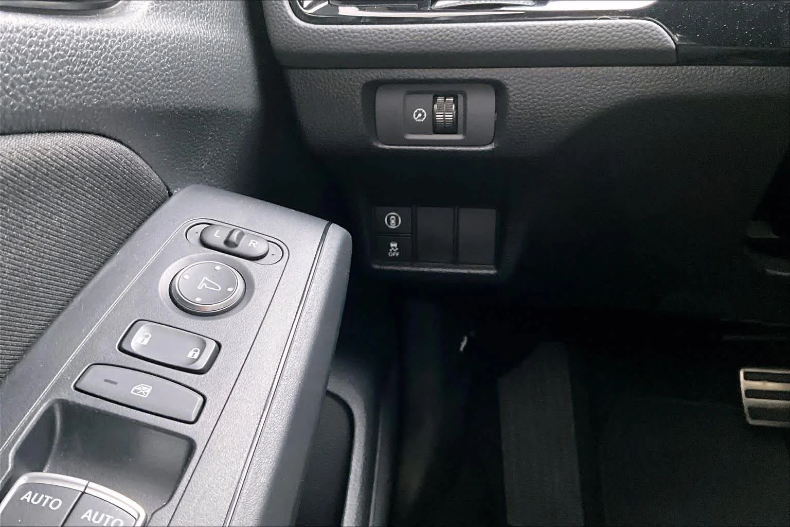 2023 Honda Civic Sport - Photo 32